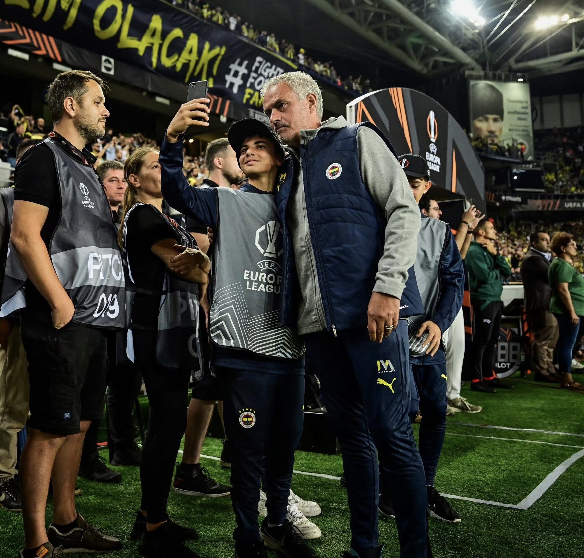 欧联赛程吃紧；皇家马德里赛后篮板制胜；目标明确；球探报告显示潜力的简单介绍