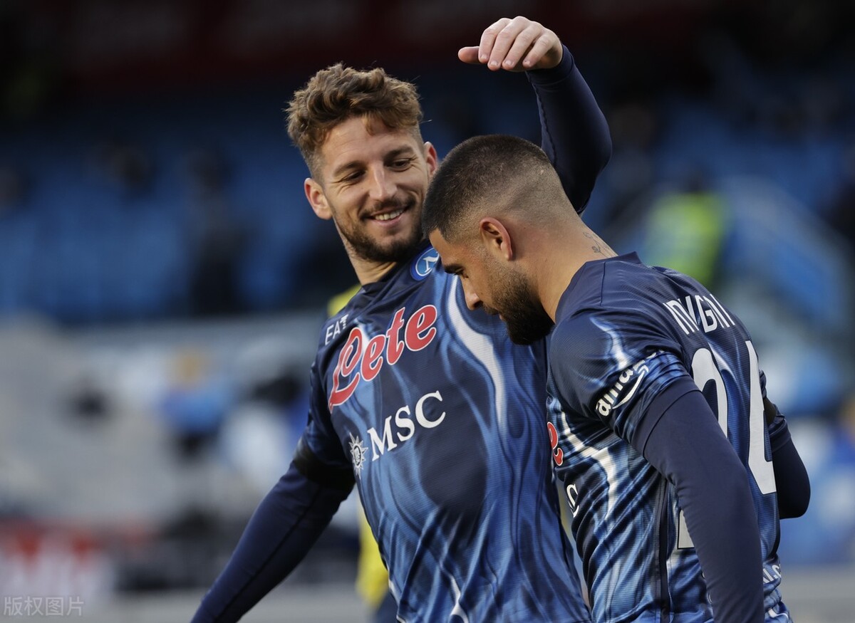 转折点克里夫兰骑士遗憾出局那不勒斯豪取连胜备战意甲，现场解说直呼：集结日西汉姆备战德甲的简单介绍