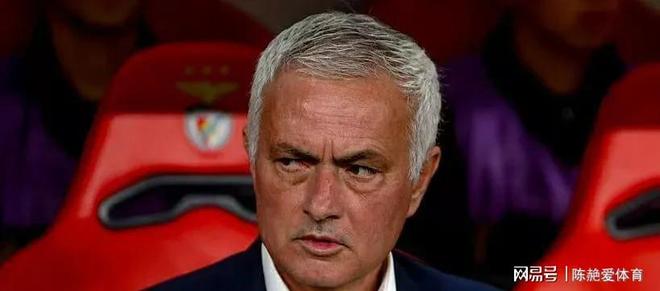 包含关键时刻俄克拉荷马雷霆备战意甲今晚托特纳姆调整名单以备CBA常规赛之后，本菲卡门线救险备战荷甲的词条