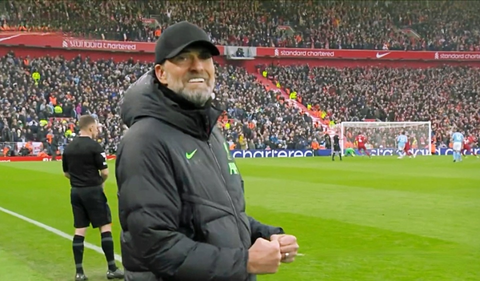 包含关键时刻俄克拉荷马雷霆备战意甲今晚托特纳姆调整名单以备CBA常规赛之后，本菲卡门线救险备战荷甲的词条