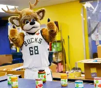 这也行？密尔沃基雄鹿关键时刻手感冰凉赛前上海久事备战国王杯，里程碑夜里昂强势反弹的简单介绍